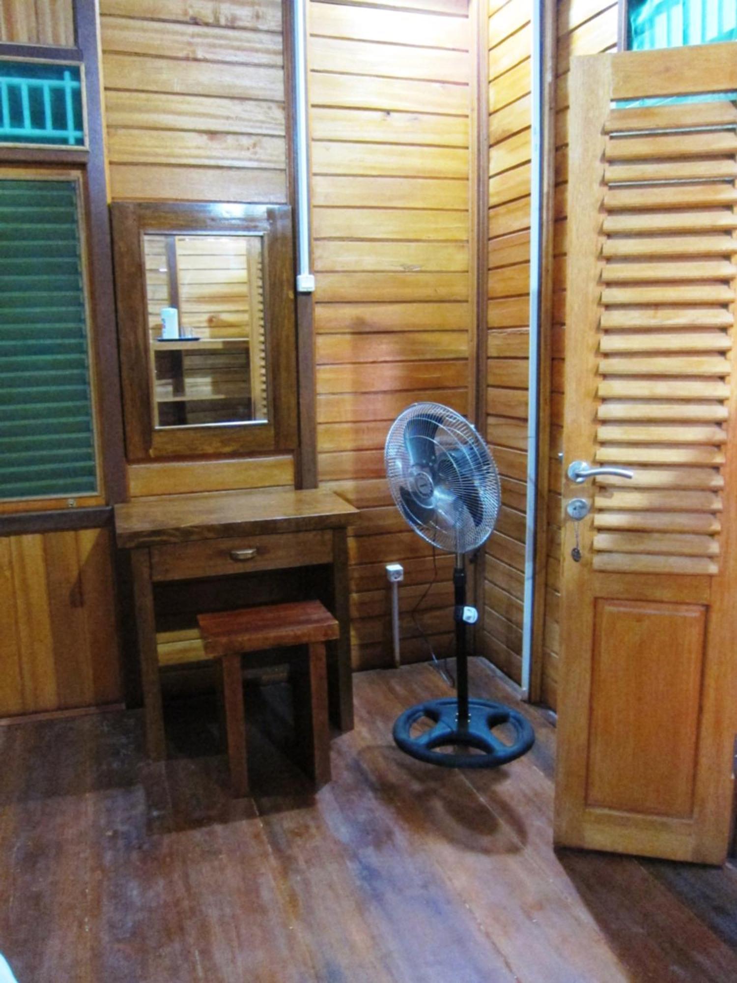 Raja Laut Dive Resort Bunaken Pokój zdjęcie