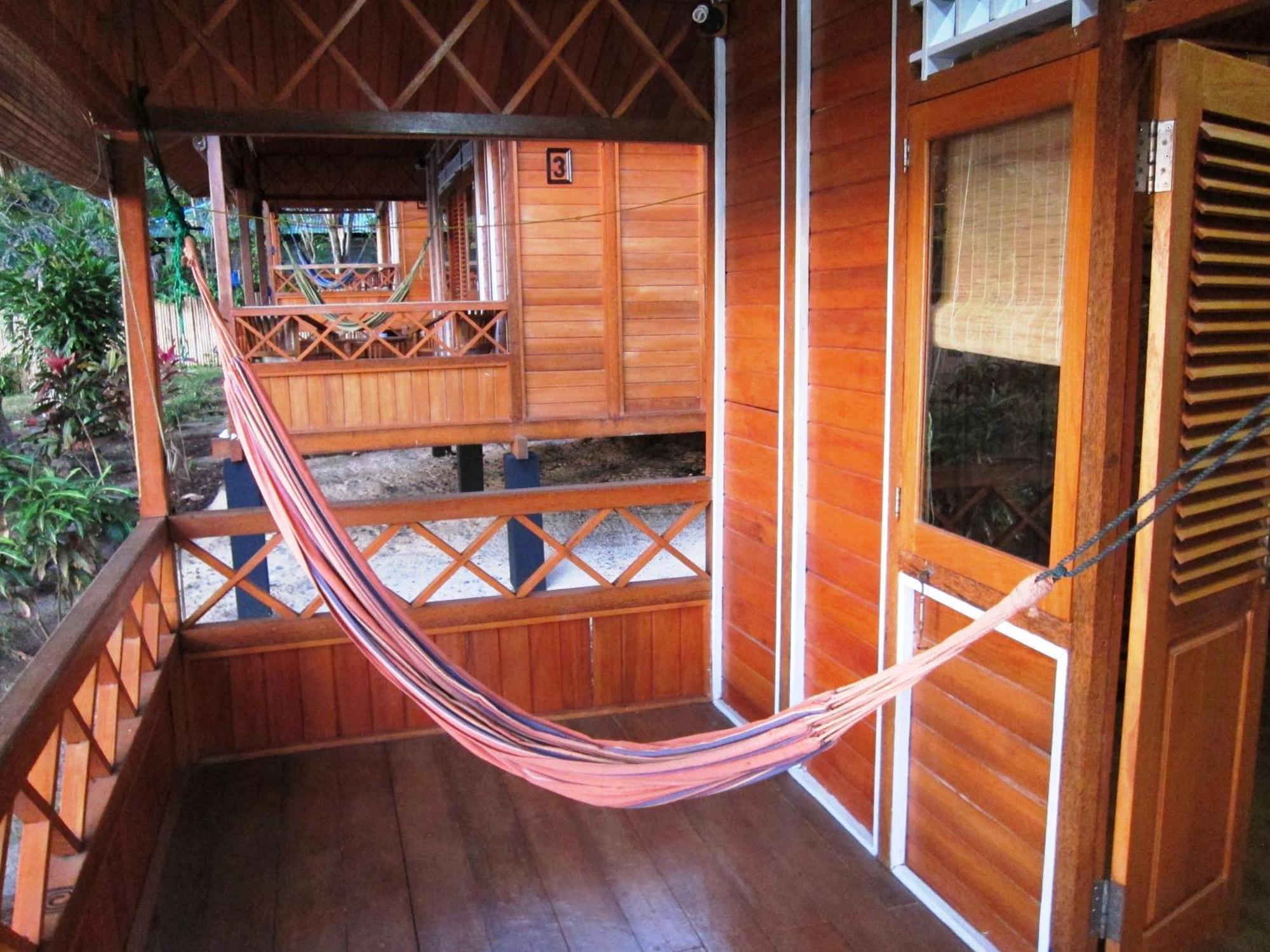 Raja Laut Dive Resort Bunaken Pokój zdjęcie